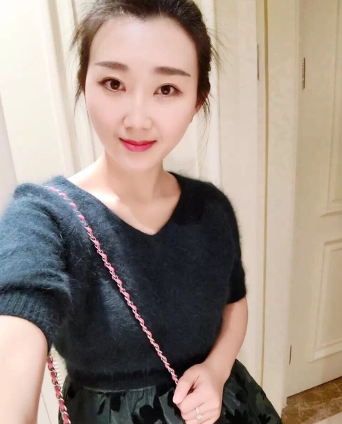 小妮的第三张照片--南安征婚网