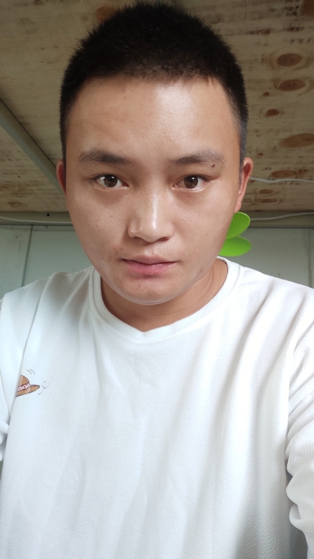 水里面的云呀的第一张照片--南安征婚网