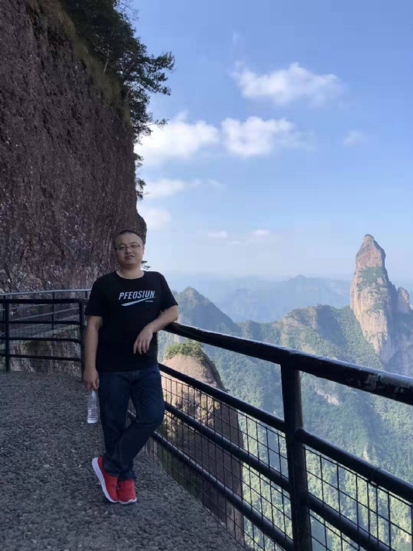 不杵于物的第一张照片--南安征婚网