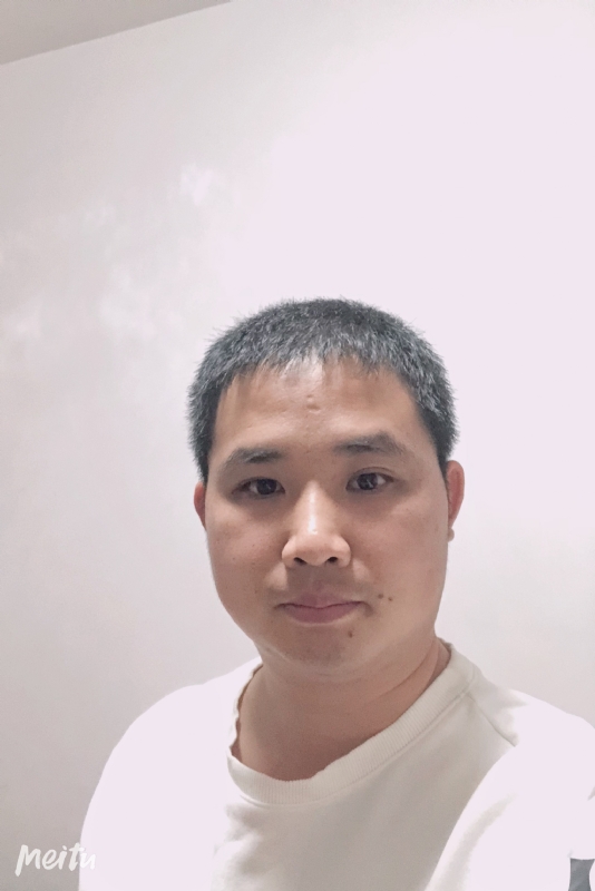 小梁的第一张照片--南安征婚网