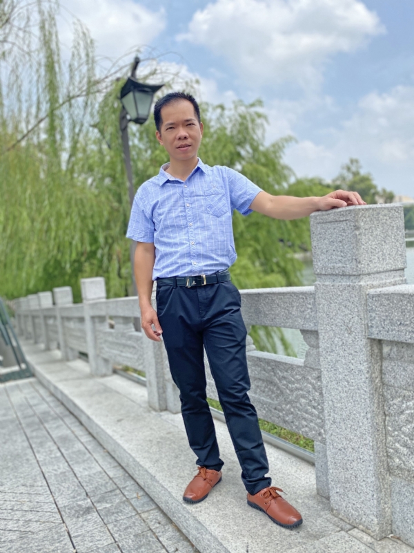 奇峰向阳的第一张照片--南安征婚网