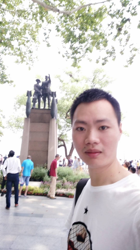 志东的第三张照片--南安征婚网