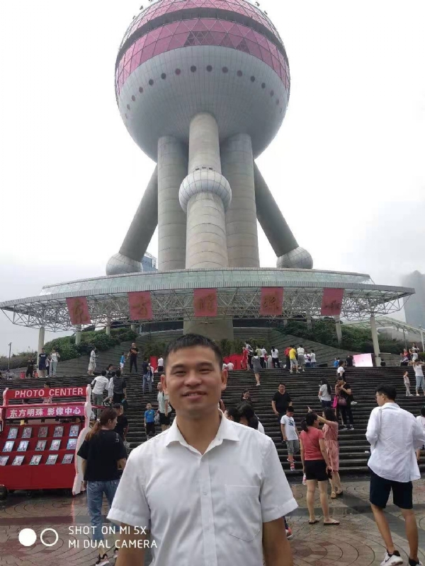 小猫吃老鼠的第一张照片--南安征婚网