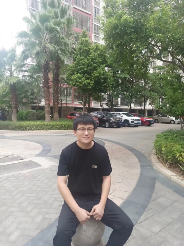 等闲的第三张照片--南安征婚网