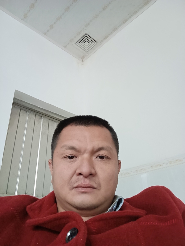 兰成龙的第一张照片--南安征婚网