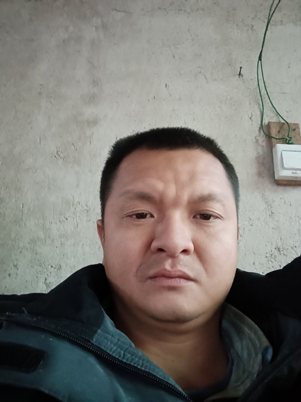 兰成龙的第二张照片--南安征婚网