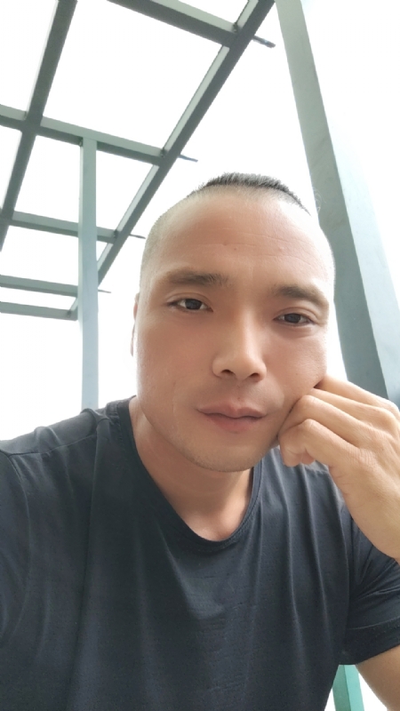 伯爵的第三张照片--南安征婚网