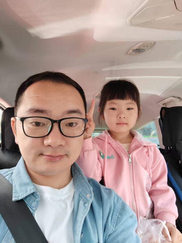 知天晓的第一张照片--南安征婚网