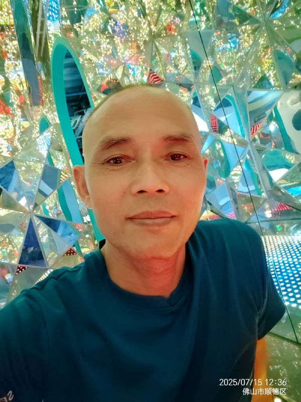 阿里睡不着的第二张照片--南安征婚网